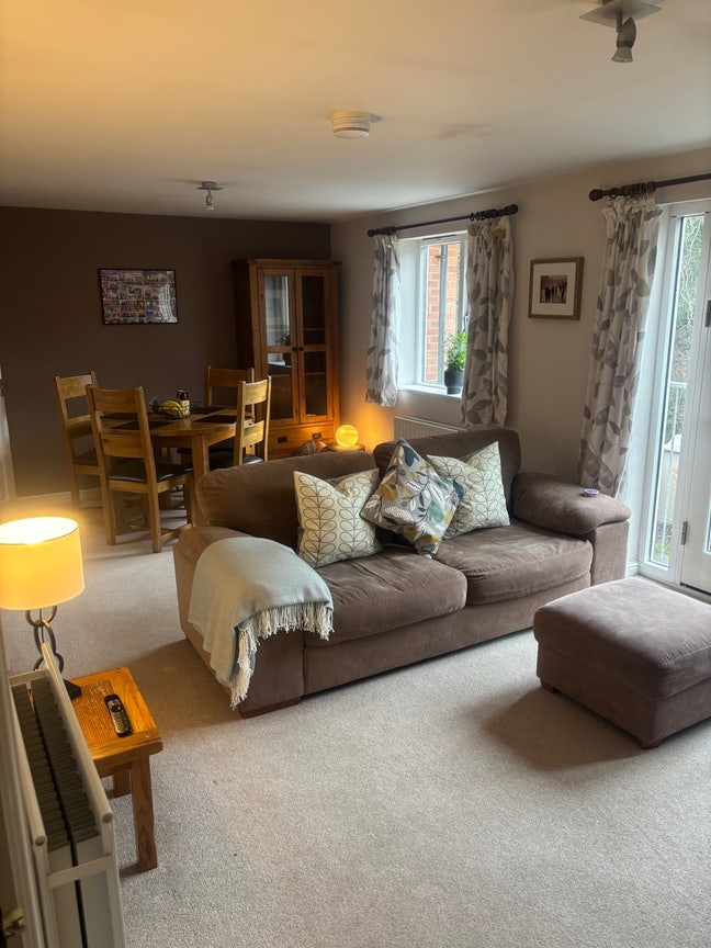 Double room with private bathroom and parking  Main Photo