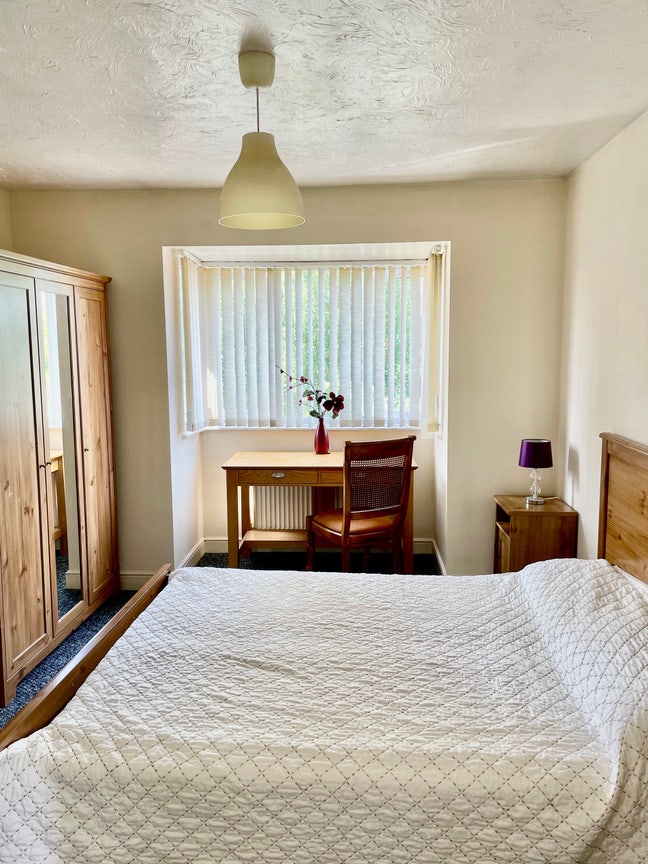 En-suite Double room with garden views. Main Photo