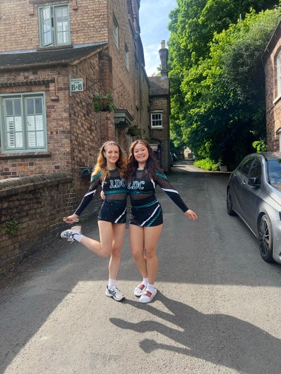 Seeking friendly and clean house share🏡💖 Main Photo