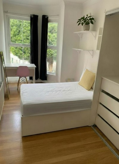 Great Student House, Double Rooms Available Main Photo