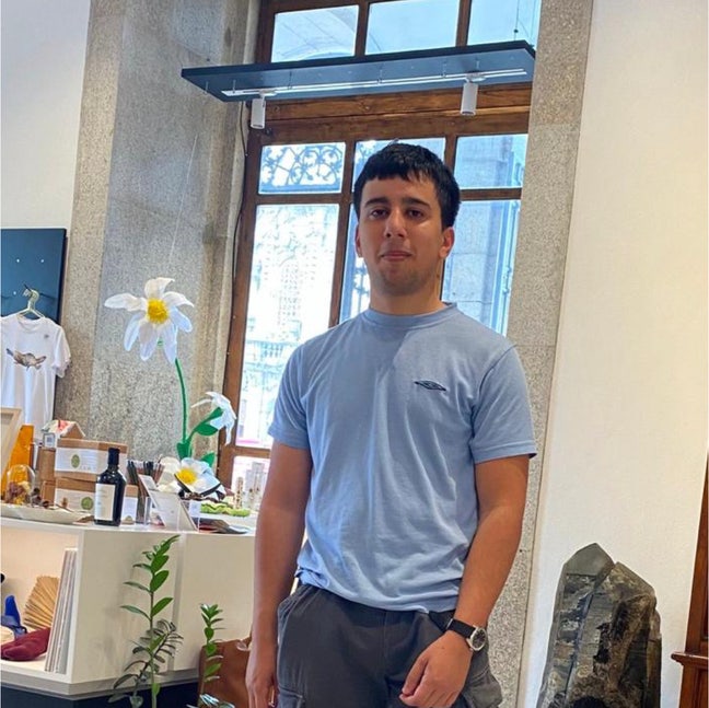 Finance professional relocating to London Main Photo