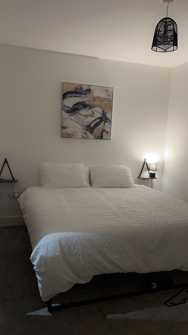Double bedroom available to rent!  Main Photo
