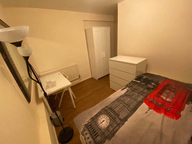 5 Mins to Tube_Single Room with Double Bed_Putney Main Photo