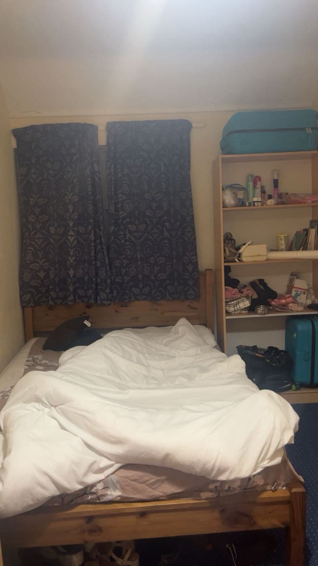 1 Single Bedroom Main Photo