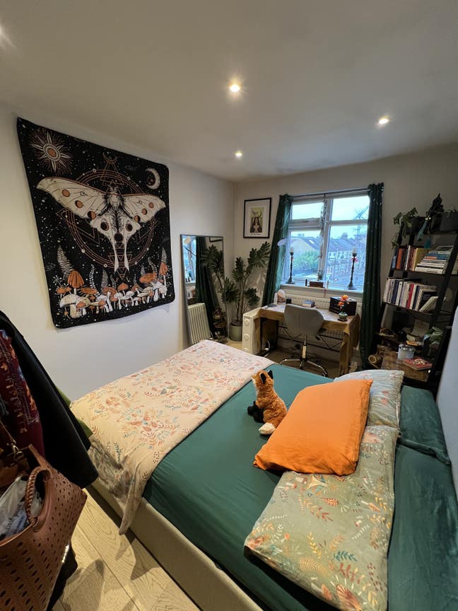 Double in Walthamstow (near St James St station) Main Photo