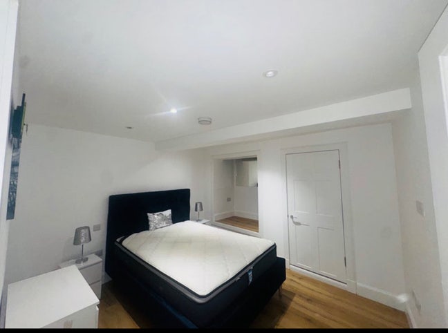 Luxury 1 Bedroom Apartment🌟 Main Photo