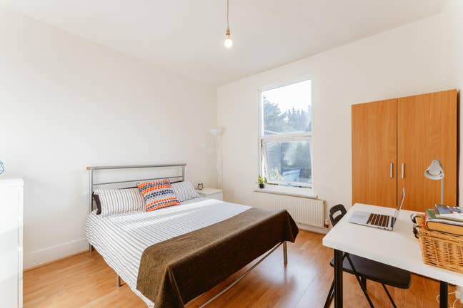 Double Room Available in Turnpike Lane, N8  Main Photo