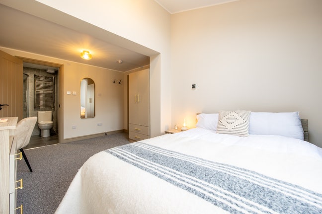 Ensuite Rooms Available 🏡 Lime Road Main Photo