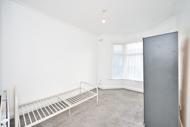 Lovely 3 Bed Flat Near Forest Gate Station E7 Main Photo