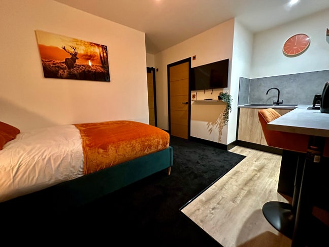 A Co-living space like no other.  👑 Main Photo