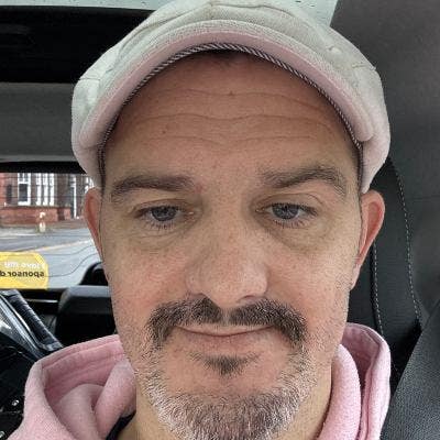 Hi my name is Anthony I am currently living i... Main Photo