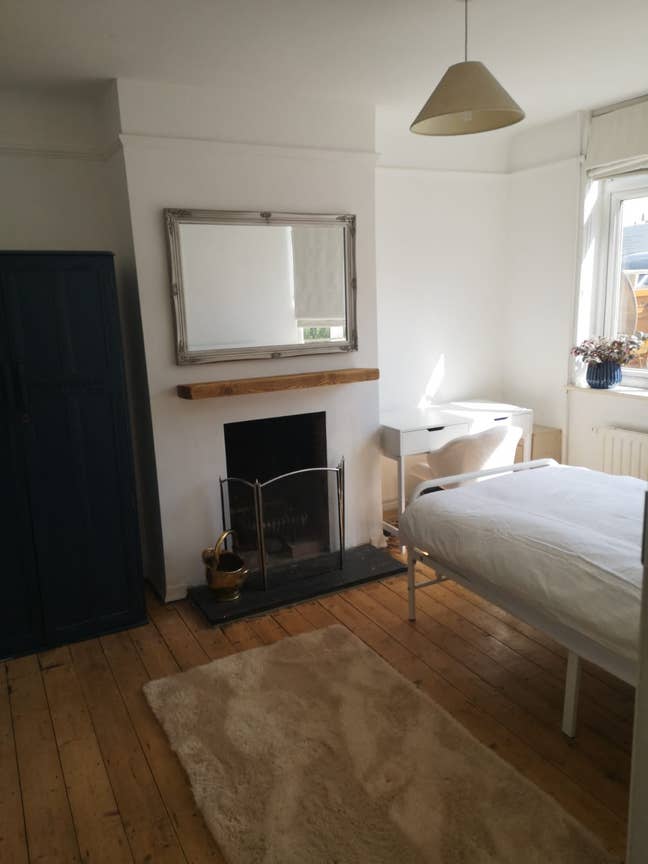 Bright spacious cosy furnished room in Botley  Main Photo