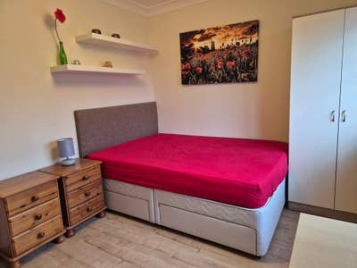 Double good size room Main Photo