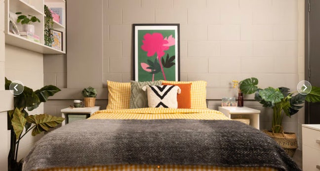 Fully Furnished Studio at Spring Garden  Main Photo