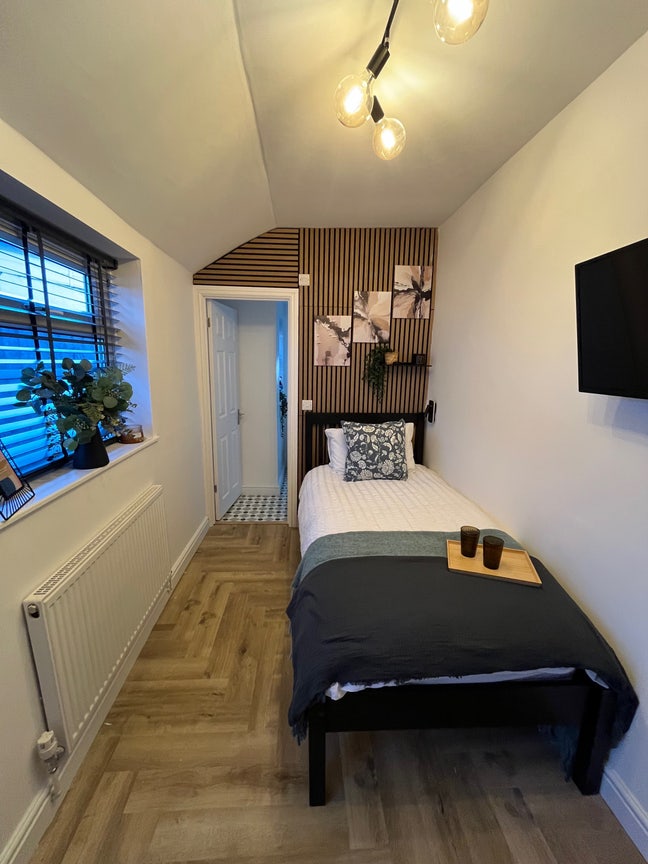 Single Room - All Bills Included in Hinckley Main Photo