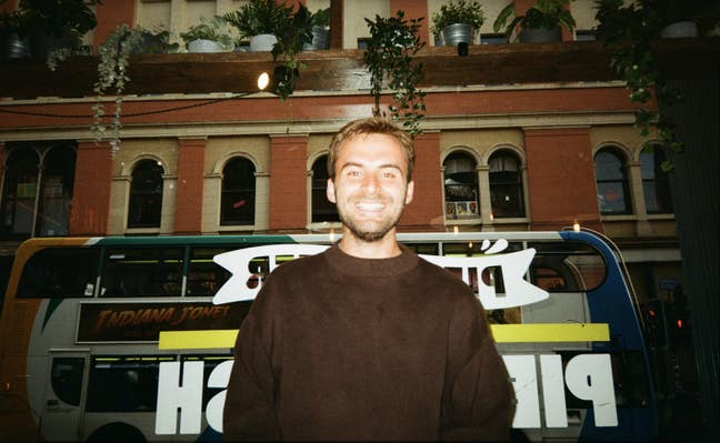 Looking for room to rent! (2026) Main Photo