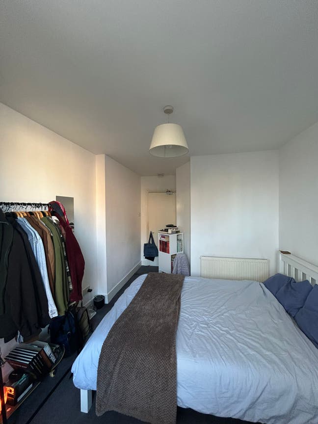 Double Room in spacious Flat to rent &pound;650pcm Main Photo
