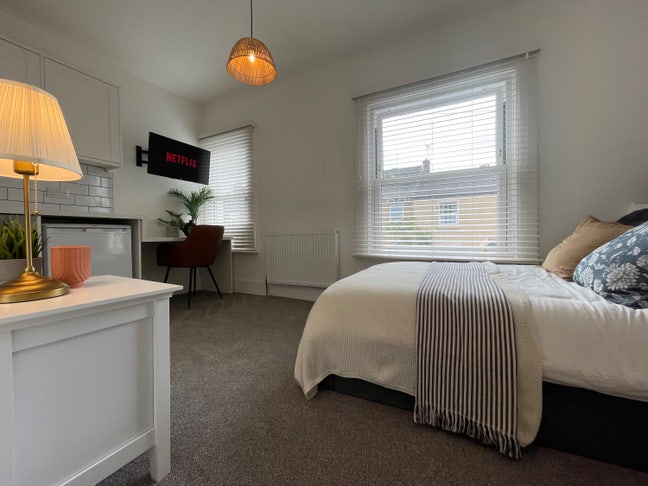 Executive Studio Room - Victoria Street Main Photo