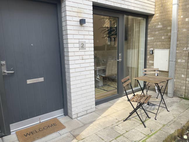 🔥Nice double room in Modern Flat North greenwich  Main Photo