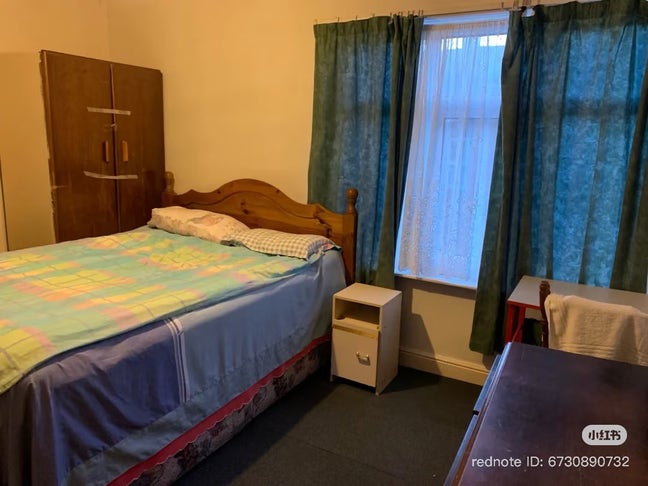 Double Room Close to St James Hospital  Main Photo