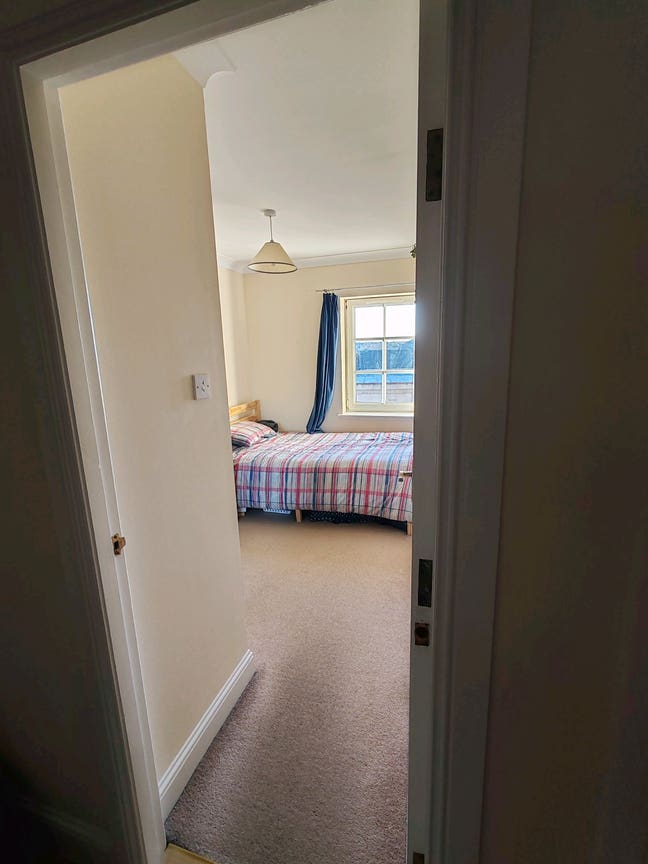 2 room Newington flat - seeking student flatmate  Main Photo