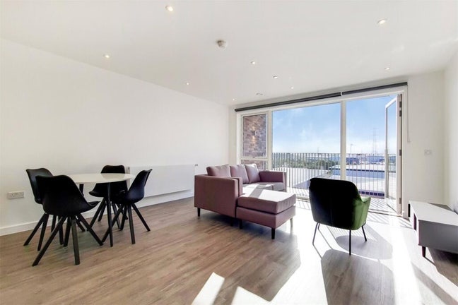 Friendly Flatshare - 404 Cygnet House, IG11 Main Photo