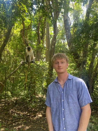 25 year old post grad (sporty, outgoing) flatshare Main Photo