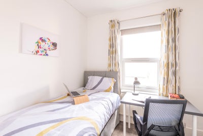 Really Friendly House ** Avonmouth **  Main Photo