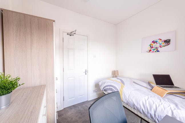 Really Friendly House ** Avonmouth **  Main Photo