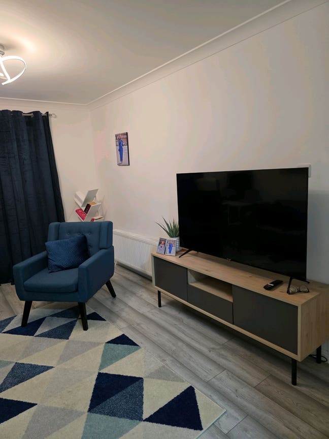 A Room available  Main Photo