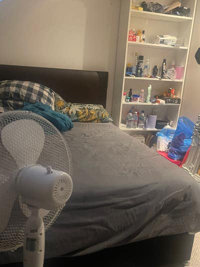 Furnished Double Room to Let – Edmonton, N9  Main Photo