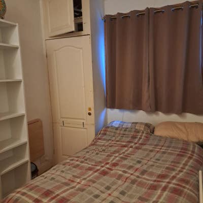 Single bedroom available  Main Photo