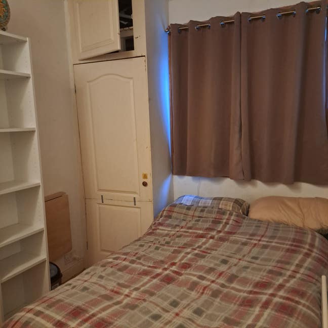 Single bedroom available  Main Photo