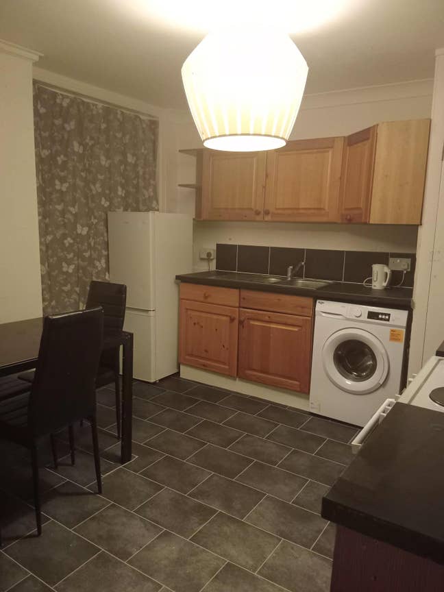 Seaside FLAT Main Photo