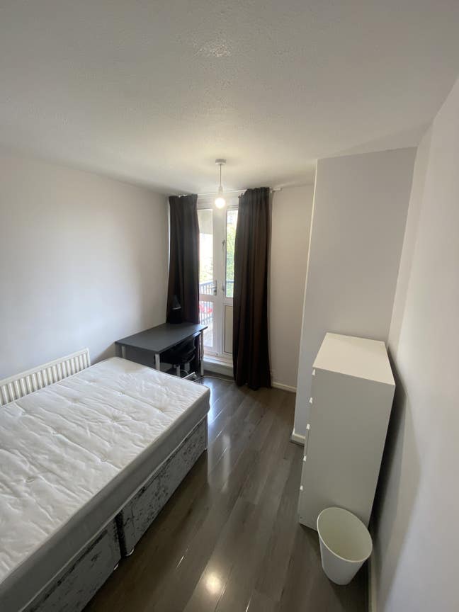  Fantastic Double room to rent in Shadwell Main Photo