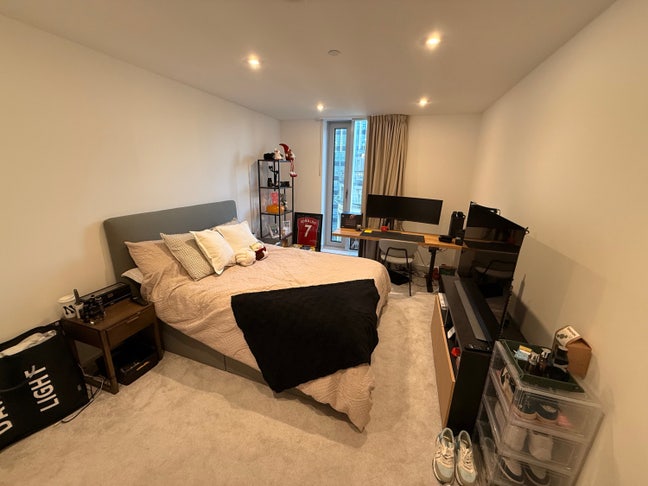 Large En-Suite Room | New Victoria Main Photo