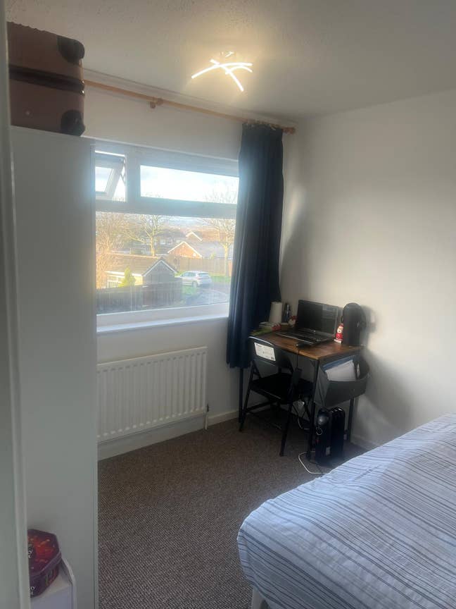 Lovely Double Room in Houghton-Le-Spring DH5 Main Photo