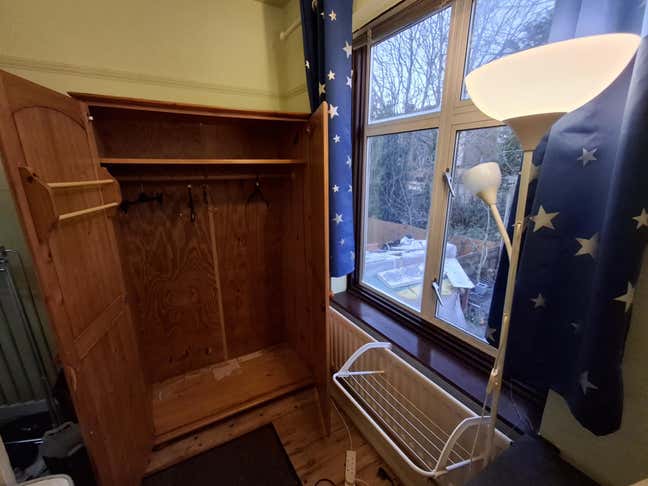 Single room Available  Main Photo