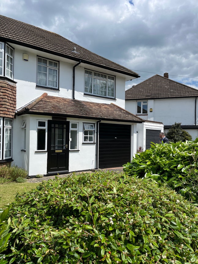 Clean, Calm, Comfortable Home – Petts Wood Main Photo