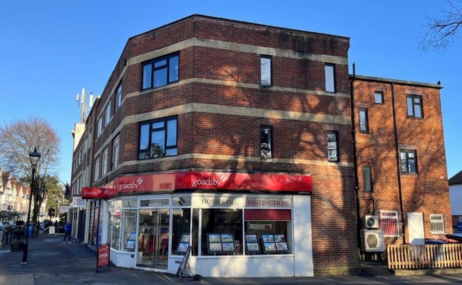 One Bed Flat in Prime Canford Cliffs Location Main Photo