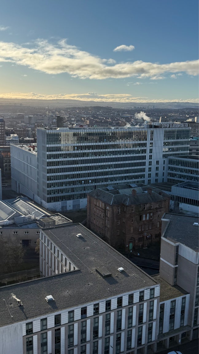 Double room in city centre with amazing views Main Photo