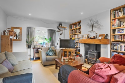 Large room in House share Main Photo