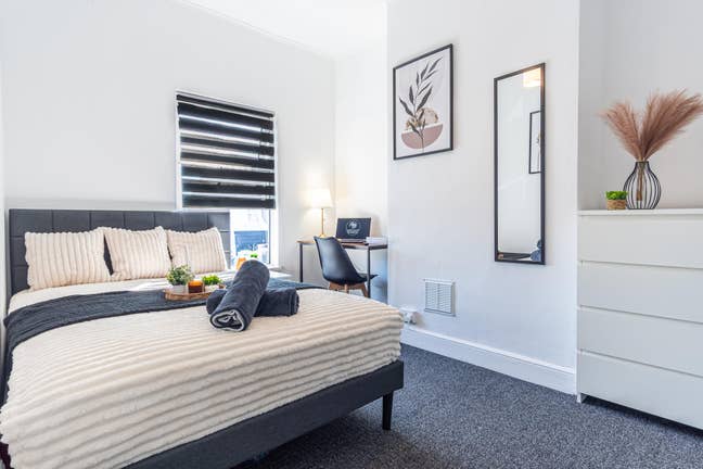 Rooms for Rent in Burton DE14 2LE – &pound;115/Week Main Photo