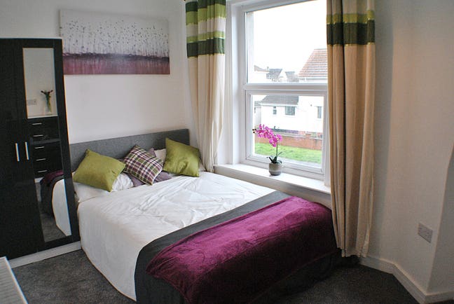  Double Ensuite Room BS16 Main Photo