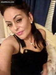 I am a female aged 45. I am looking for a sin... Main Photo