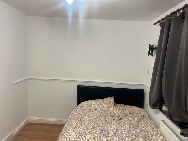 En-Suite Room in Collier Row - Close to Romford Main Photo