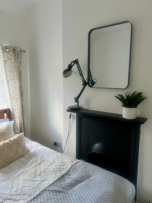 Lovely room to rent in Old Colwyn  Main Photo