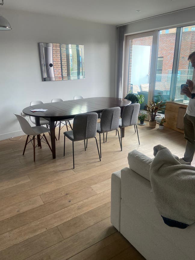 Temporary double room with ensuite in new build  Main Photo