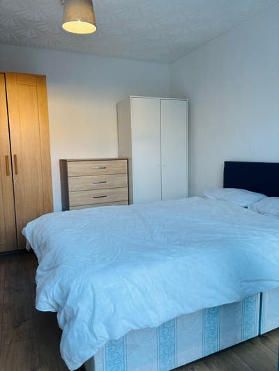 Amazing Double room available near UEL Main Photo