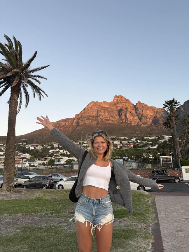 Single doctor looking for a 6 month let  Main Photo